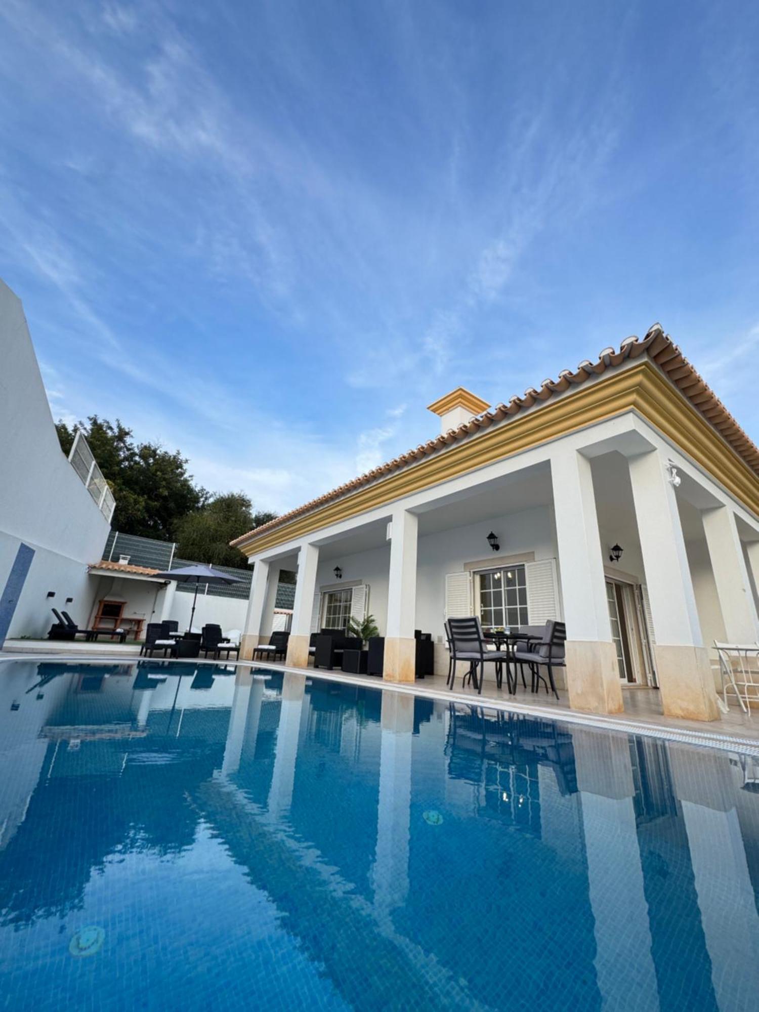 Villa Bonita Guesthouse Albufeira Old Town מראה חיצוני תמונה