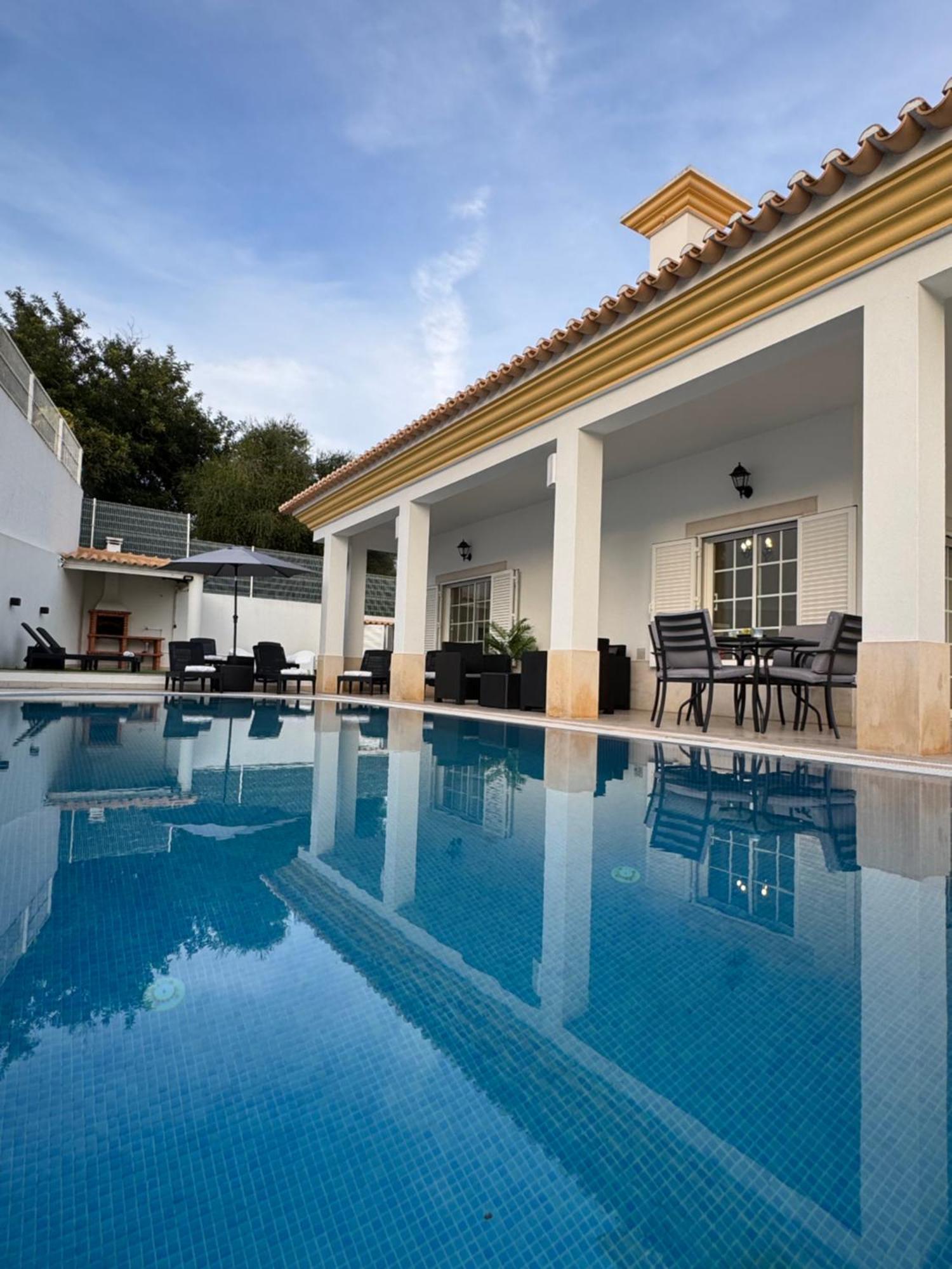 Villa Bonita Guesthouse Albufeira Old Town מראה חיצוני תמונה